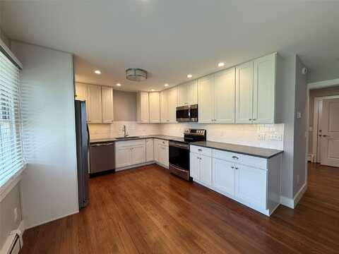 55075 Main Road, Southold, NY 11971