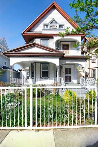8746 117th Street, Richmond Hill, NY 11418