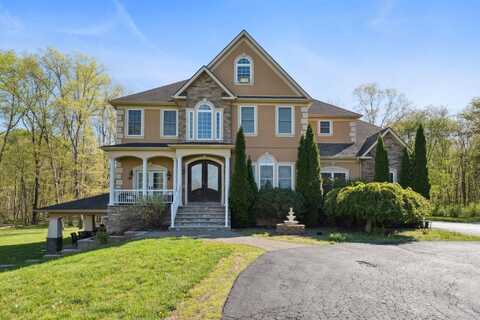 10 Todd Hill Road, Poughkeepsie, NY 12603