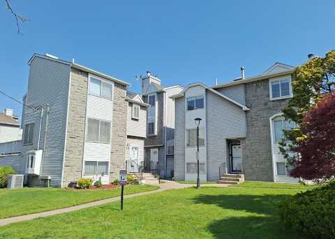 963 Goethals Road, Staten Island, NY 10303