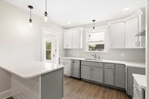 630 BATTLEFIELD RD, FORT DEFIANCE, VA 24437