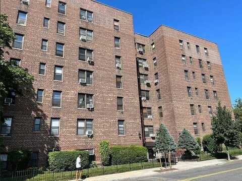 84-23 Manton Street, Briarwood, NY 11435