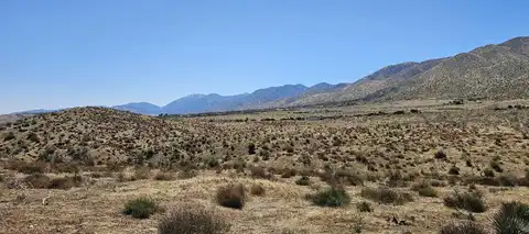 98th Street East, Juniper Hills, CA 93543