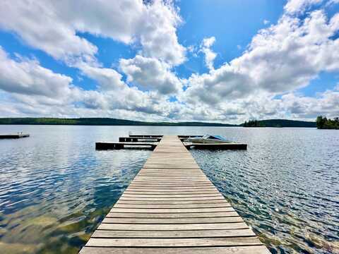34 Main Road, Chesterville, ME 04938