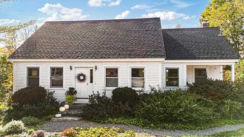 94 Town House Road, Vienna, ME 04360