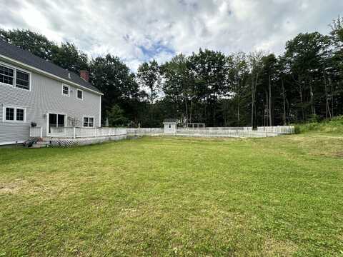 12 Summit Terrace, Falmouth, ME 04105