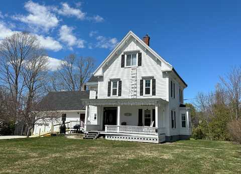 14 Elm Street, Houlton, ME 04730