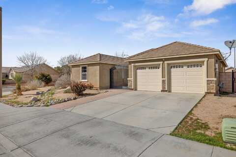 3103 Patti Lane, Lancaster, CA 93535