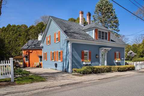 12 Elm Street, Kennebunkport, ME 04046