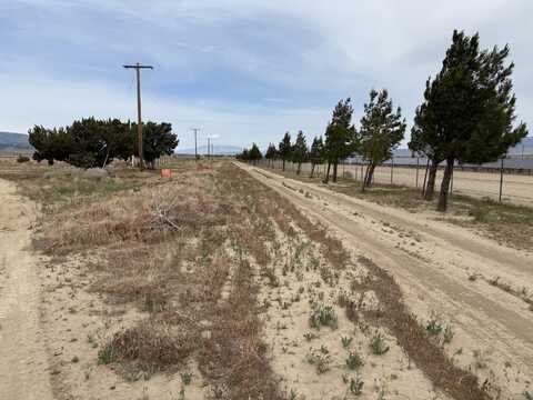 West Avenue C, Lancaster, CA 93536
