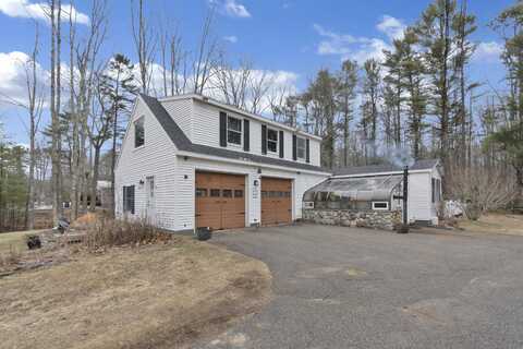 64 Port Road, Kennebunk, ME 04043