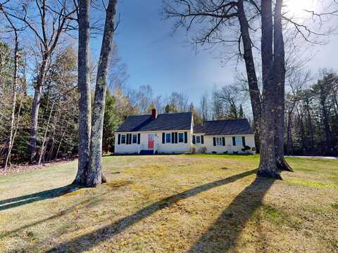 77 Pinewoods Road, Lewiston, ME 04240