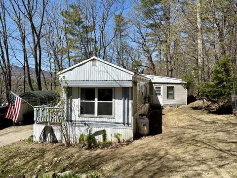 7 Whitman Street, Mexico, ME 04257