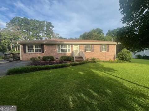 111 Marlon, Thomaston, GA 30286