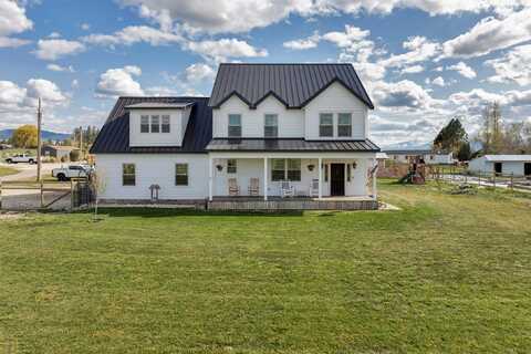 685 Hollibaugh Road, Stevensville, MT 59870