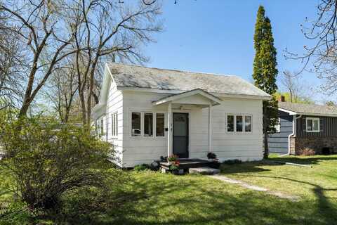 946 5th Avenue E, Kalispell, MT 59901
