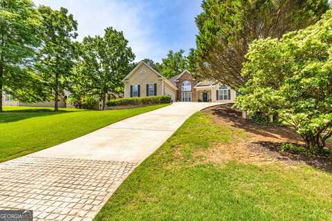 120 Lyndhurst, Sharpsburg, GA 30277
