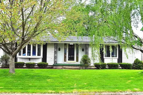 1525 Clark Street, Ottawa, IL 61350