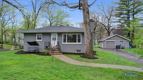 6521 Willow Street, Spring Grove, IL 60081