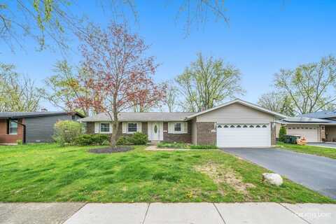 6105 Tyler Drive W, Woodridge, IL 60517