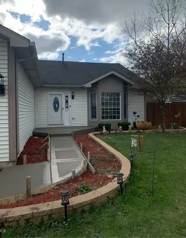 2811 Brenton Court, Joliet, IL 60431