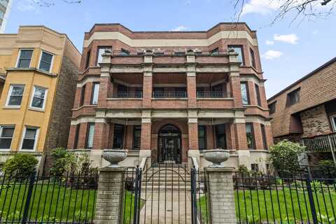 900 W Lakeside Place, Chicago, IL 60640