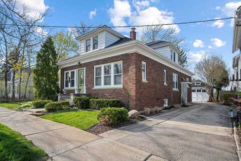 202 W Station Street, Barrington, IL 60010