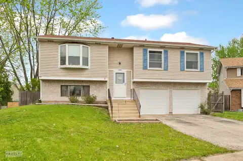 1040 Dover Lane, Aurora, IL 60504