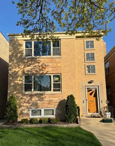 4941 N Kilpatrick Avenue, Chicago, IL 60630