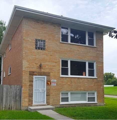 1021 S 16th Avenue, Maywood, IL 60153