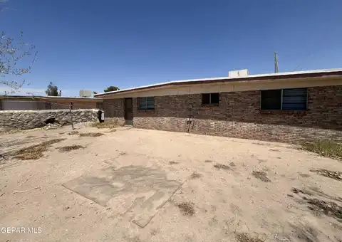 9320 YORKTOWN Way, El Paso, TX 79907