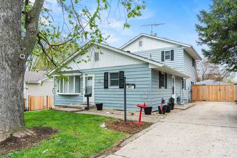 257 N Shaddle Avenue, Mundelein, IL 60060