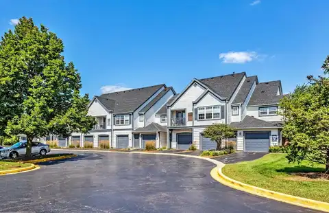 341 Mendelssohn Court, Wheaton, IL 60189