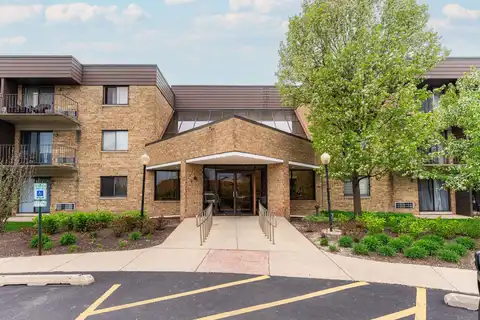 5550 ASTOR Lane, Rolling Meadows, IL 60008