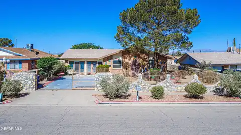 1619 DOUG OLSON Drive, El Paso, TX 79936