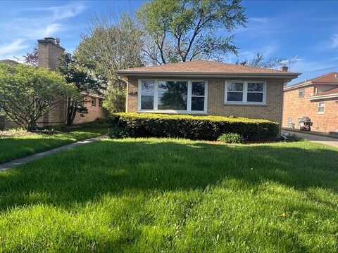 4538 Dempster Street, Skokie, IL 60076