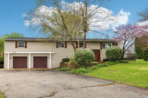 3319 Dean Street, Woodstock, IL 60098