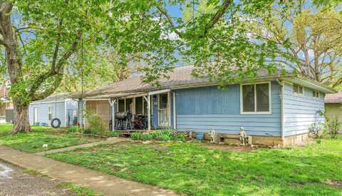 308 S Division Street, Mahomet, IL 61853