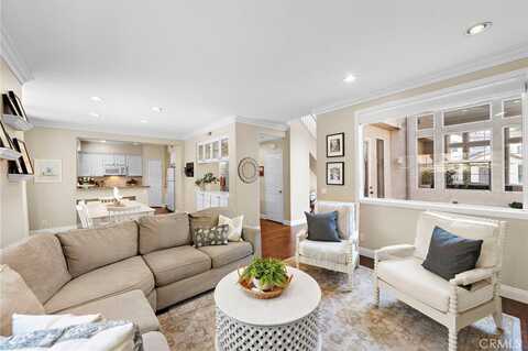 28 Chandler Place, Rancho Santa Margarita, CA 92688