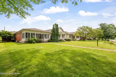 4605 S 3rd St, Louisville, KY 40214