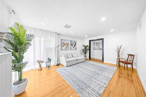 934 W Bonnie Brae Ct, Ontario, CA 91762