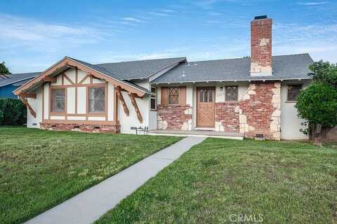 7646 De Sotto Avenue, Canoga Park, CA 91304