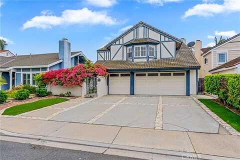 25012 Carol Lane, Laguna Hills, CA 92653