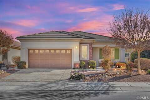 19269 Galloping Hill Road, Apple Valley, CA 92308