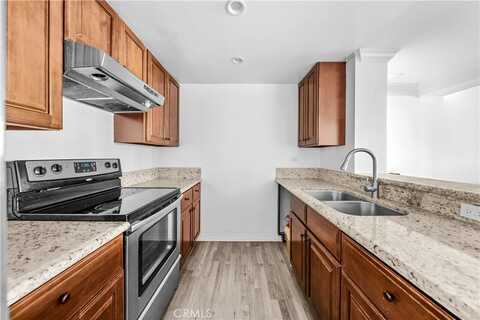 10535 Wilshire Blvd, Los Angeles, CA 90024