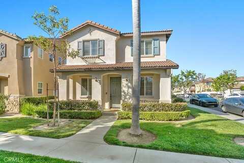 35 Royal Victoria, Irvine, CA 92606