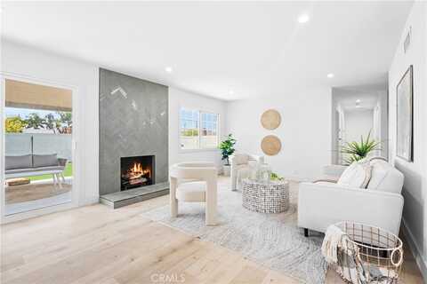 724 S Sail Street, Santa Ana, CA 92704