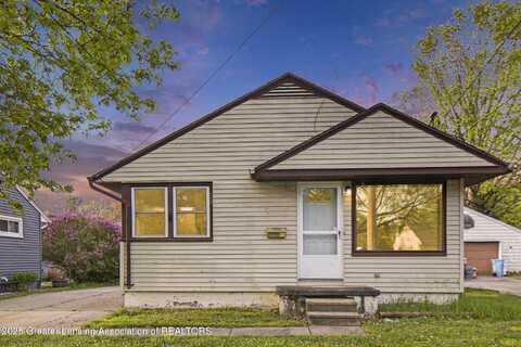 1925 Hillcrest Street, Lansing, MI 48910