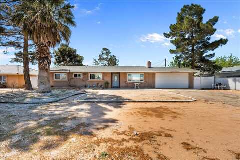 21947 Standing Rock Avenue, Apple Valley, CA 92307