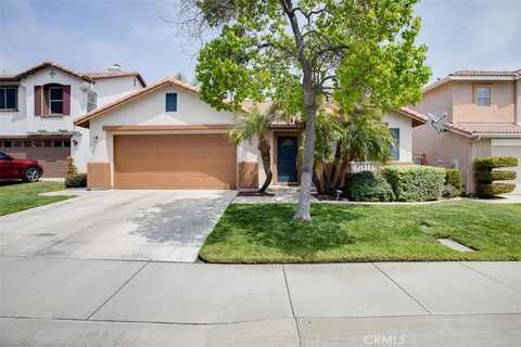 135 Paperbirch Circle, Corona, CA 92881